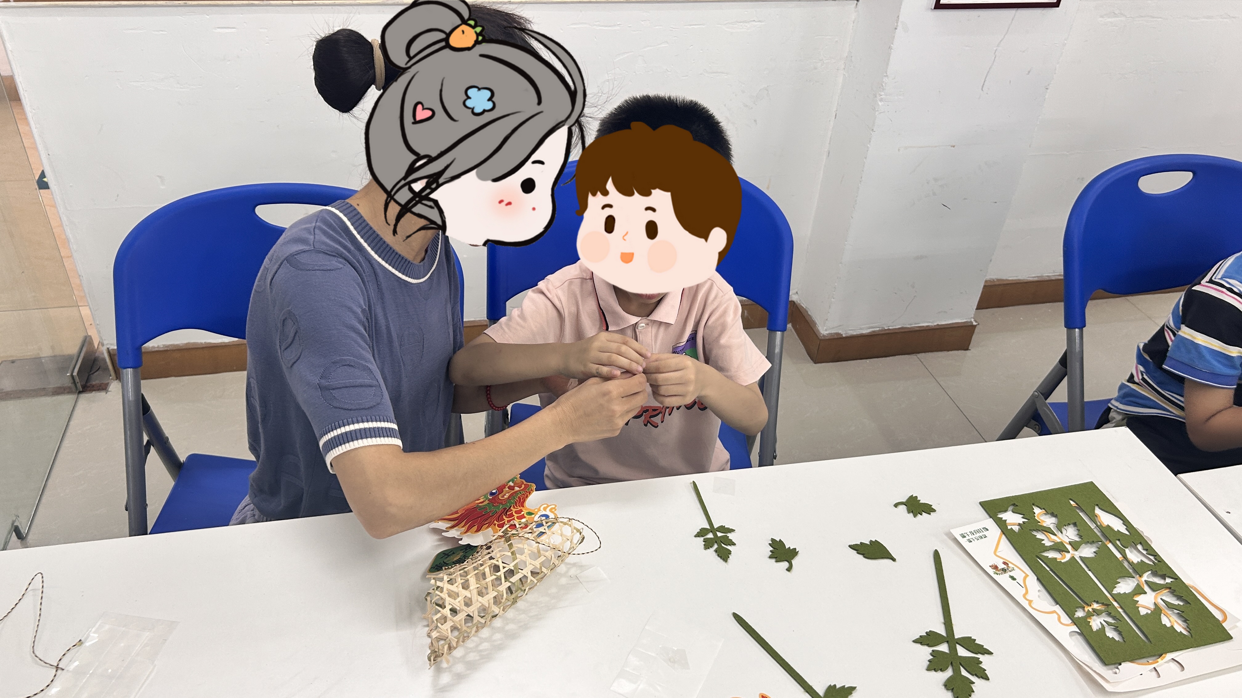 亲子共同制作挂饰